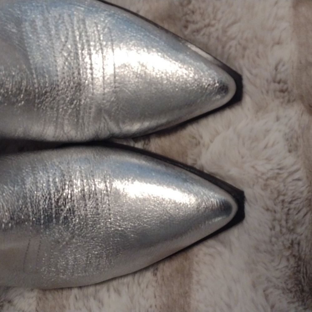 Dolce Vita Genuine Leather Silver Booties 8 Western Rodeo - Picture 4 of 7